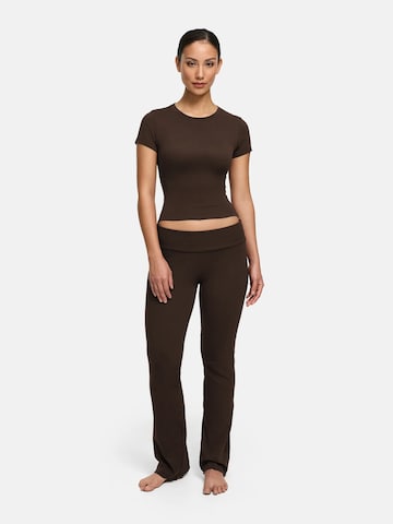évasé Leggings 'Cotton Flared Bootcut Leggings' cfab (formerly creamy fabrics) en marron : devant