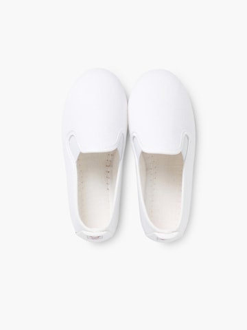 Sneaker di Pisamonas in bianco