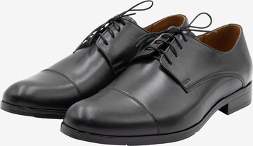 DreiMaster Klassik Lace-Up Shoes in Black