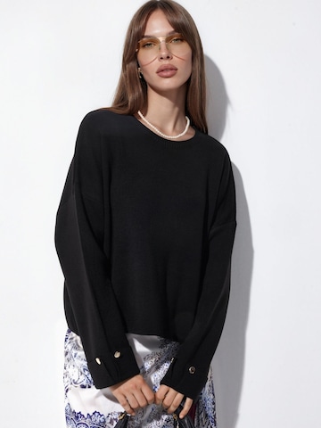 Hiccup Sweter w kolorze czarny: przód