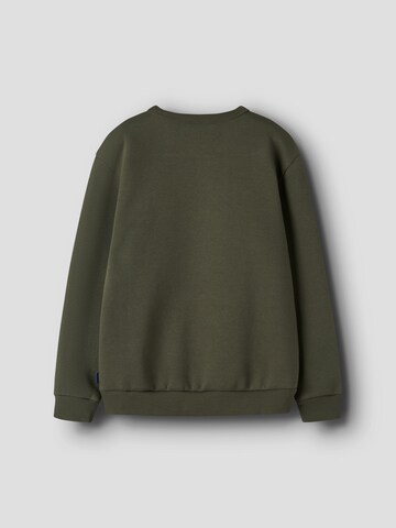 NAME IT - Sudadera en verde