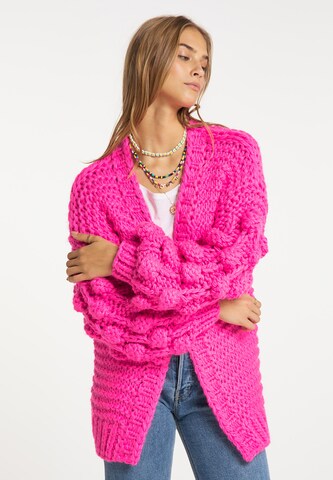 IZIA Knit Cardigan in Pink: front