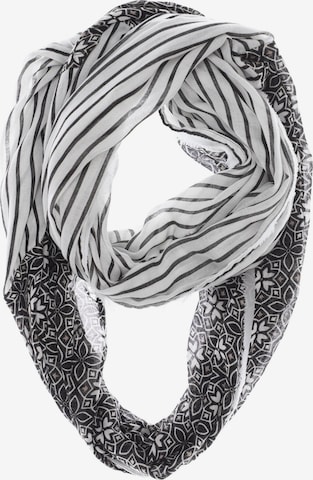 COMMA Scarf & Wrap in One size in Grey: front