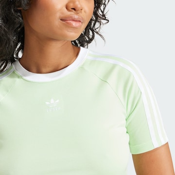 ADIDAS ORIGINALS - Camiseta en verde