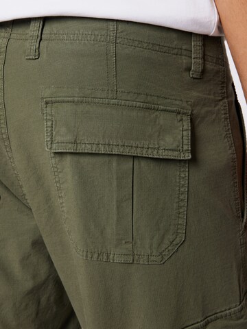 Loosefit Pantalon cargo s.Oliver en vert