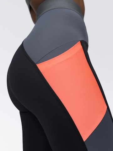 Coupe slim Pantalon de sport 'Kokoda' Horizon Athletic en noir