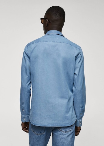 MANGO MAN Slim Fit Hemd 'Chambre' in Blau