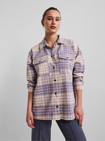 PIECES Jacke 'HAIDYN' in Lila: Vorderseite