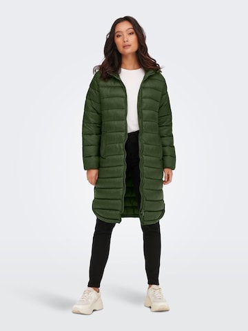 Cappotto invernale 'Melody' di ONLY in verde