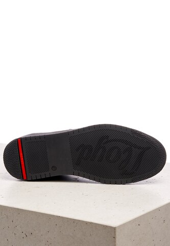 LLOYD Sneaker in Schwarz