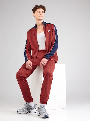 Nike Sportswear Regular Sweat suit 'CLUB' in Red