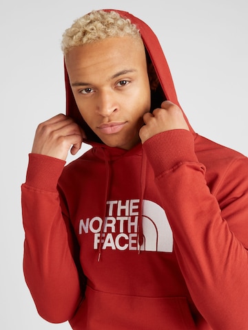 THE NORTH FACE Sweatshirt 'Drew Peak' i röd