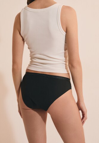 ETAM Slip 'Laya' in Schwarz