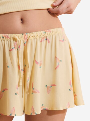 Pantaloncini da pigiama di ETAM in giallo