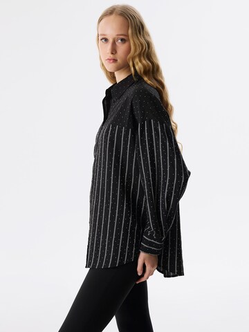 Twist Blouse in Zwart