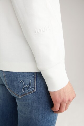 Sweat-shirt 'Tasta' JOOP! en blanc