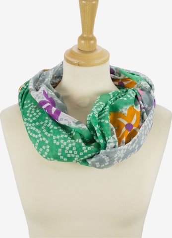 Sunsa Tube Scarf 'Sunsa' in Green: front