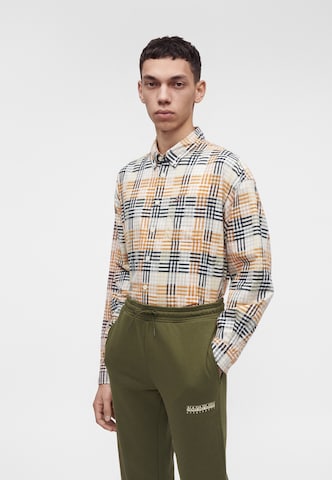 Tapered Pantaloni 'M-GORI' di NAPAPIJRI in verde: frontale
