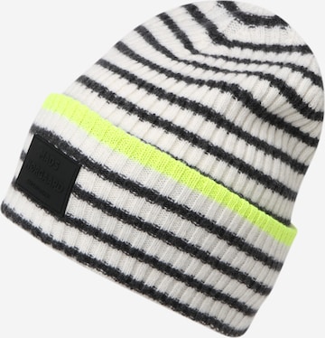 MADS NORGAARD COPENHAGEN Beanie 'Anju' in White: front