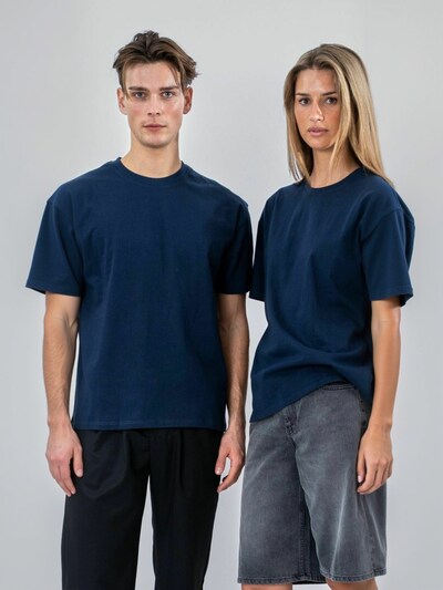 Top ' Heavy ' pe XXXL TEESHOPPEN pe bleumarin, Vizualizare produs