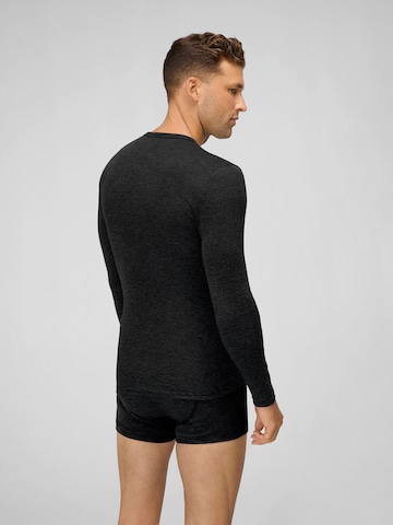 Ammann Longsleeve ' 170 Jeans ' in Grau