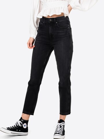 GAP Regular Jeans in Black: front