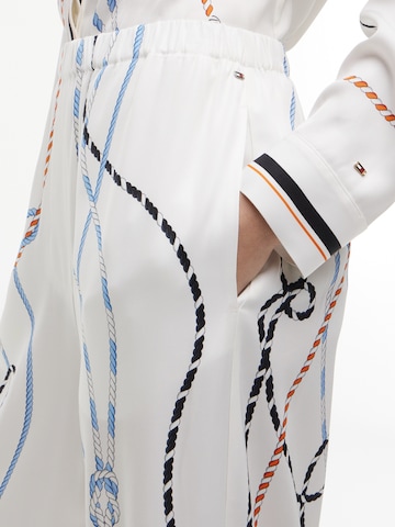 TOMMY HILFIGER Широкий Штаны в Белый