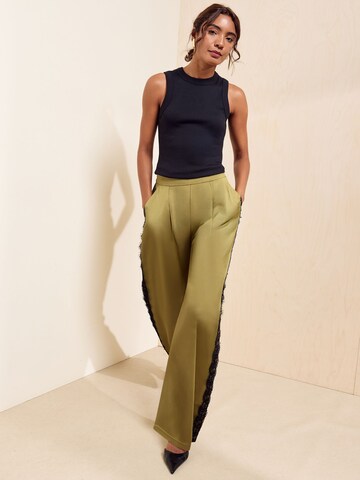 Wide Leg Pantalon à pince Friends Like These en vert