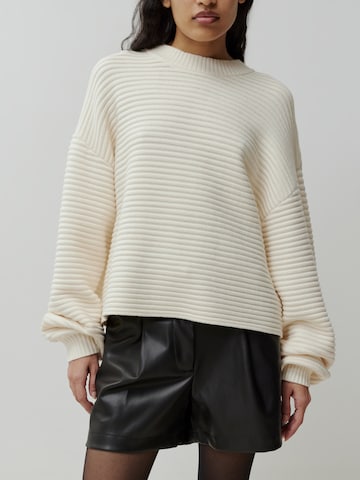 EDITED Sweater 'Everlee' in White: front