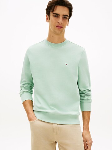 TOMMY HILFIGER Sweatshirt in Grün: Vorderseite