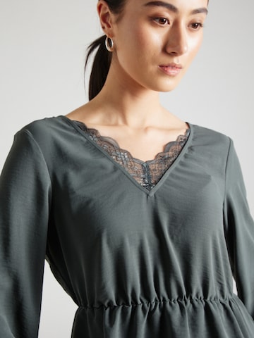 ABOUT YOU - Túnica 'Ivana Blouse' em verde