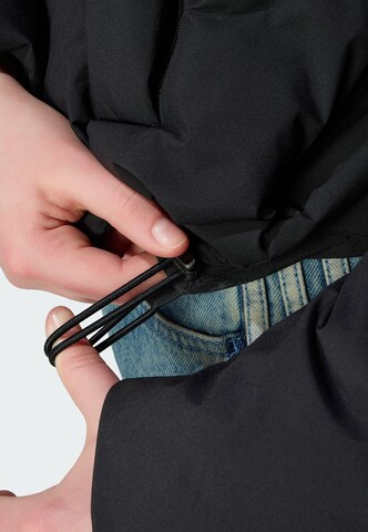 ADIDAS ORIGINALS - Casaco de inverno em preto