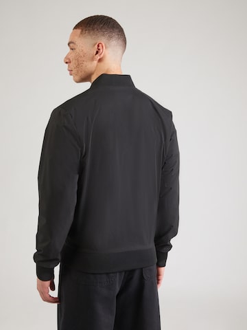 Calvin Klein Демисезонная куртка 'MATTE' в Черный