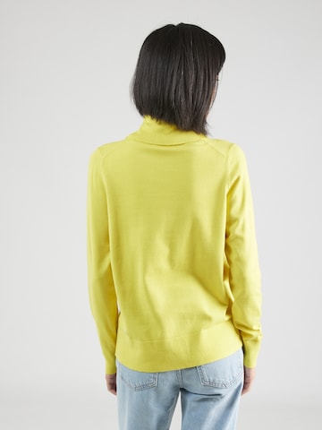 s.Oliver Sweater in Yellow