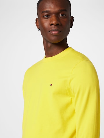 TOMMY HILFIGER - Pullover em amarelo