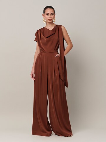 Sável Jumpsuit 'Erica' i brun