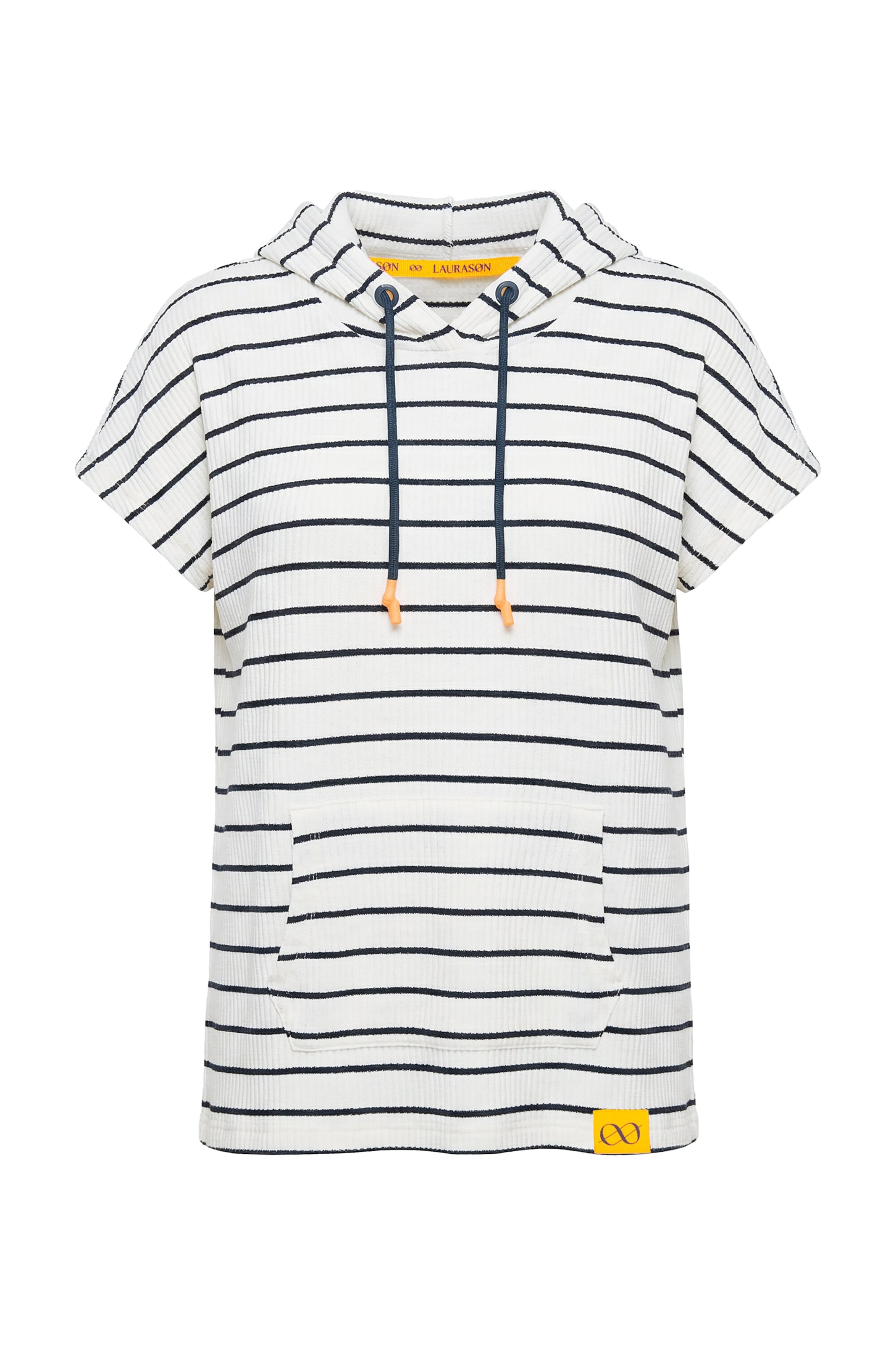 LAURASØN Sweatshirt in White: front