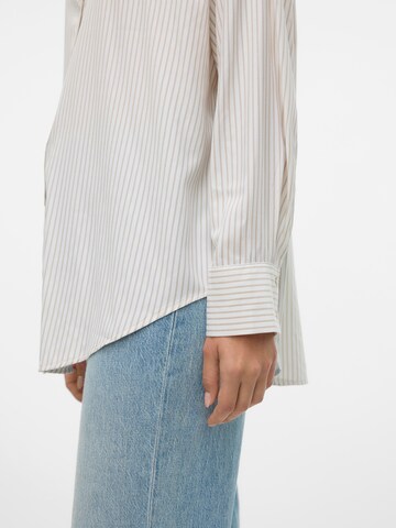 VERO MODA - Blusa 'VMNORA' em branco