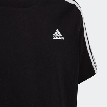 ADIDAS SPORTSWEAR Λειτουργικό μπλουζάκι σε μαύρο