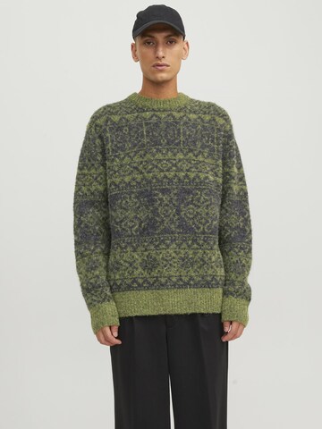 JACK & JONES Sweater in Green: front