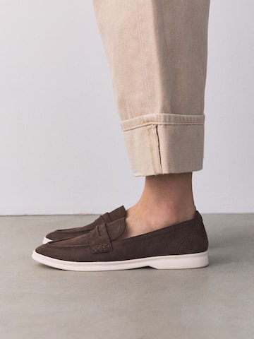 Slipper 'Forever Comfort' di Next in marrone