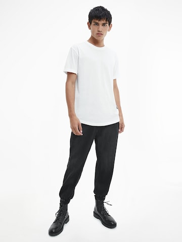 T-Shirt Calvin Klein Jeans en blanc