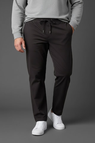 Man's World Tapered Hose in Schwarz: Vorderseite