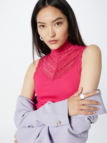 Top in maglia di rosemunde in rosa