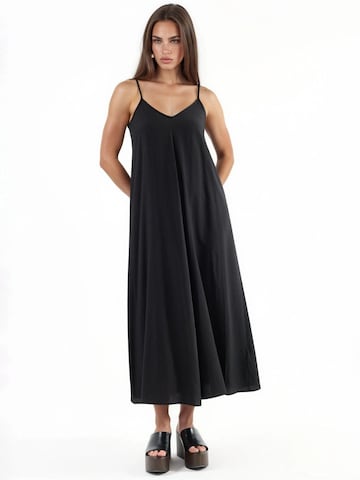 Busem - Vestido em preto: frente