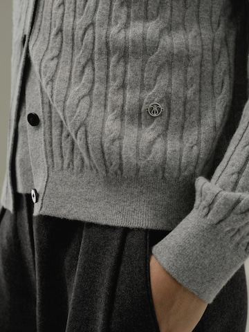 Lilysilk Strickjacke 'Strickjacke aus Baby-Kaschmir mit Zopfmuster'‌‌‌‌‌‌‌ in Grau