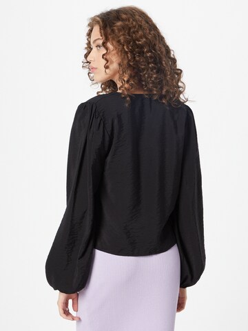 Envii - Blusa em preto