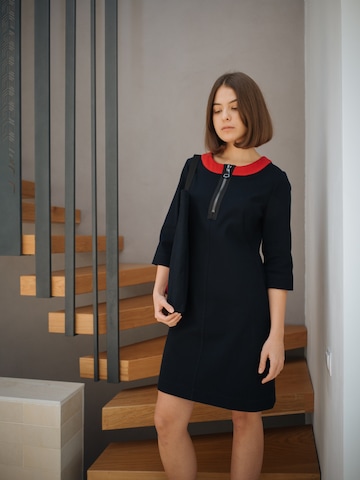 Christine on the clouds - Vestido 'UMA Dress' en azul