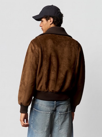 Bershka Átmeneti dzseki - barna