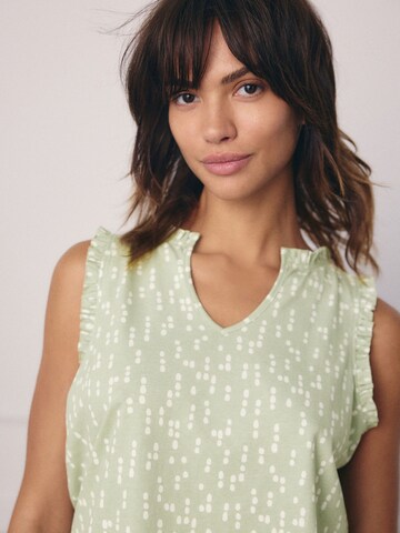 Shorty di Next in verde